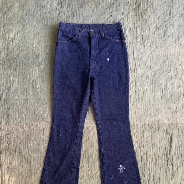 1970s Dark Wash Flared Jeans / vintage 70's denim bell bottoms unbranded waist 30"