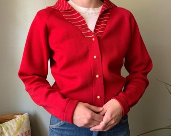 1930s-1940s Red Cardigan with Striped Collar / vintage antique 30’s 40’s button down collared sweater pearly buttons size medium womens