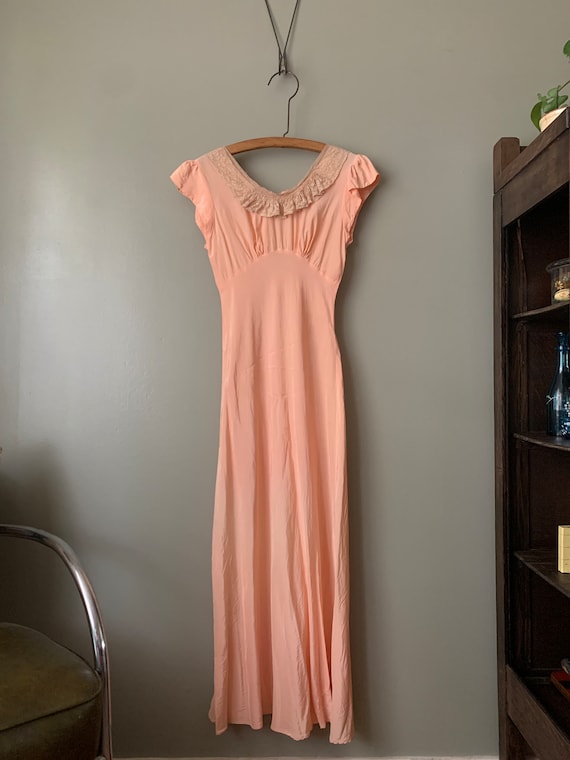1940s Pandora Peach Silk Nightgown / vintage anti… - image 5