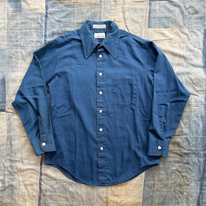 Vintage 1970s Blue Button Up Shirt Forum brand permanent press medium