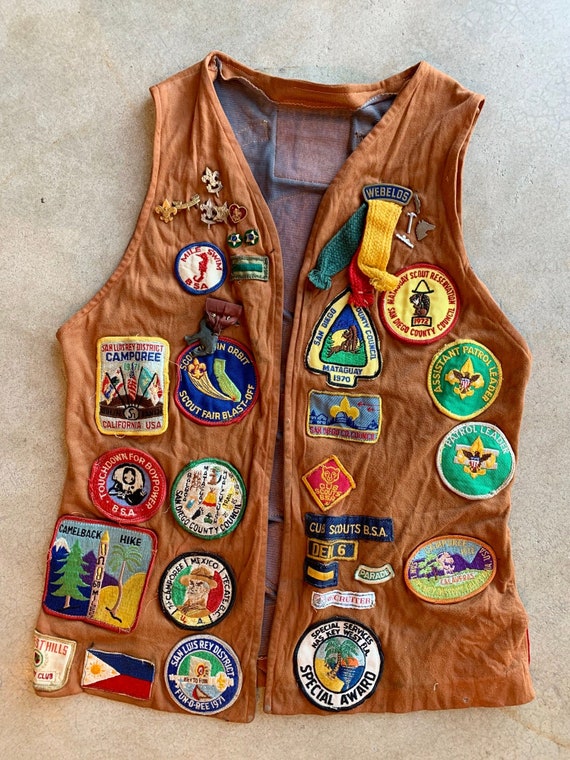 RARE 1960s Boy Scouts Vest w/ 40+ Patches and Pins / … Gem