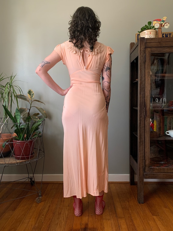 1940s Pandora Peach Silk Nightgown / vintage anti… - image 4