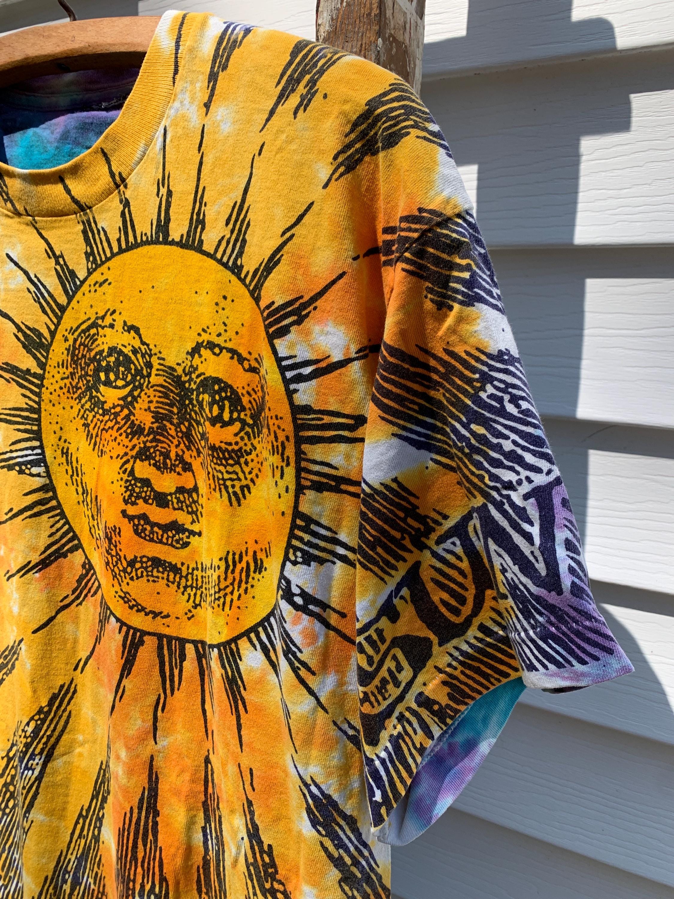 1992 Liquid Blue Sun and Moon All Over Print Tee / Vintage 90