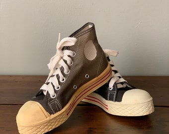 1950s Kids Tred-Lite Basketball Hi Tops / vintage 50’s canvas lace up sneakers kids size 12.5