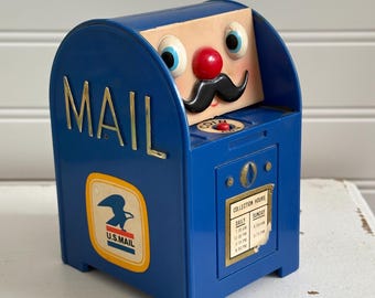 Vintage 1960s US Mail Wind Up Coin Bank / 60’s collectible usps mechanical bank little man face
