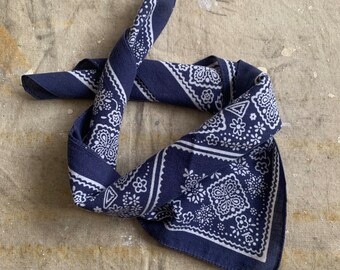 1960s Fast Color Blue Cotton Bandana / vintage 60’s self edge selvedge classic bandanna handkerchief neckerchief worn in faded indigo
