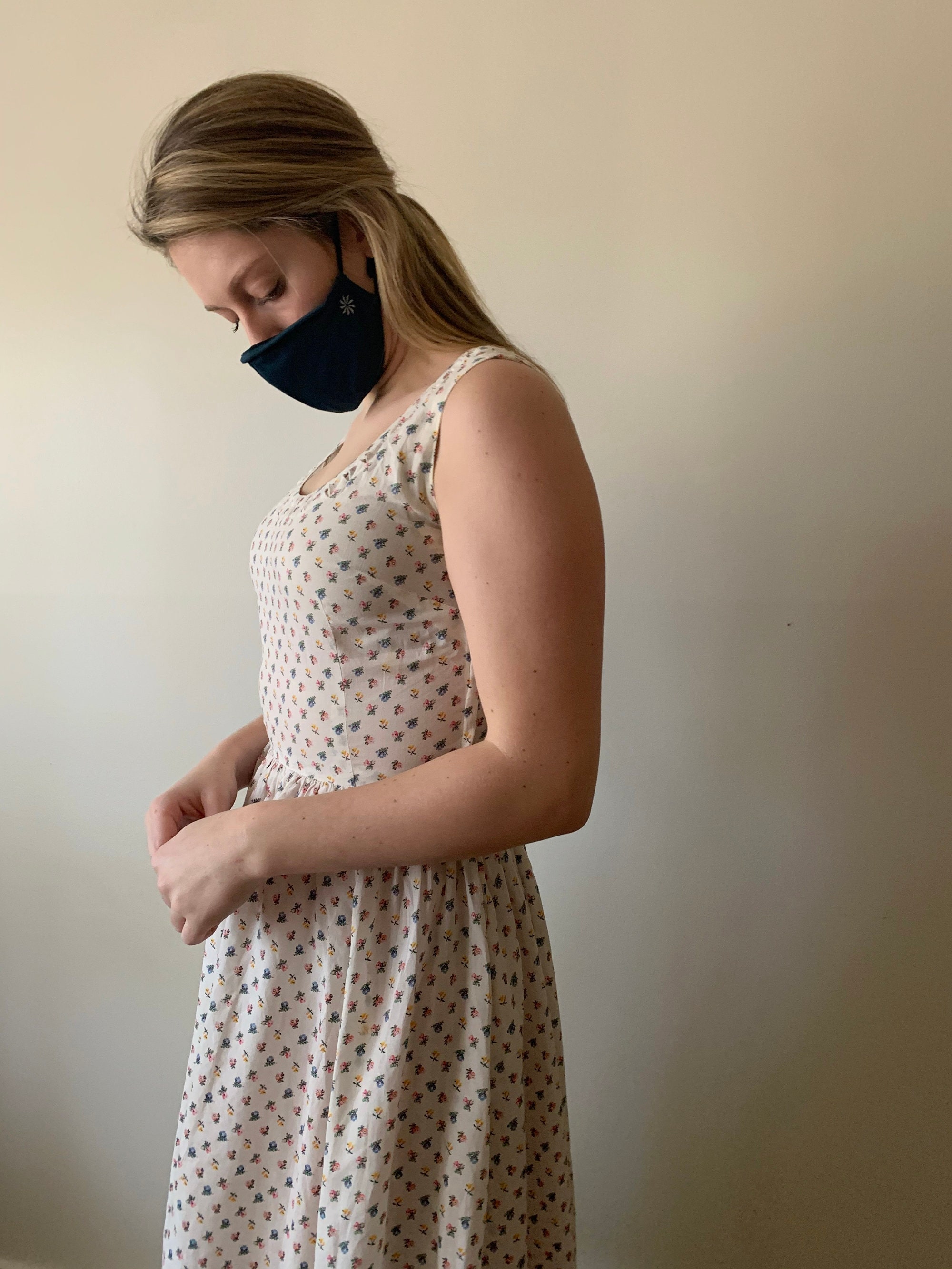 1950s Itsy Bitsy Floral Sun Dress / Vintage Mid-century