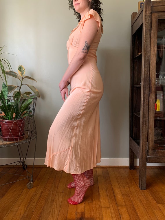 1940s Pandora Peach Silk Nightgown / vintage anti… - image 2