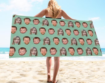 Toalla de playa personalizada con estampado facial: regalo divertido y de broma
