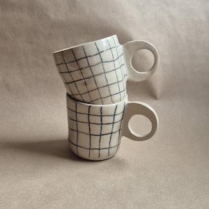 Handmade Checkered Ceramic Mugs, Grid Coffee Cup, Keramik Tasse Karo, Pottery Gift, Espresso Mug, Handgemachte Tassen, Checkered Decor