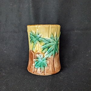 Minton Majolica Volute Shell Spoon Warmer (cuillère chauffante) - En vente sur France