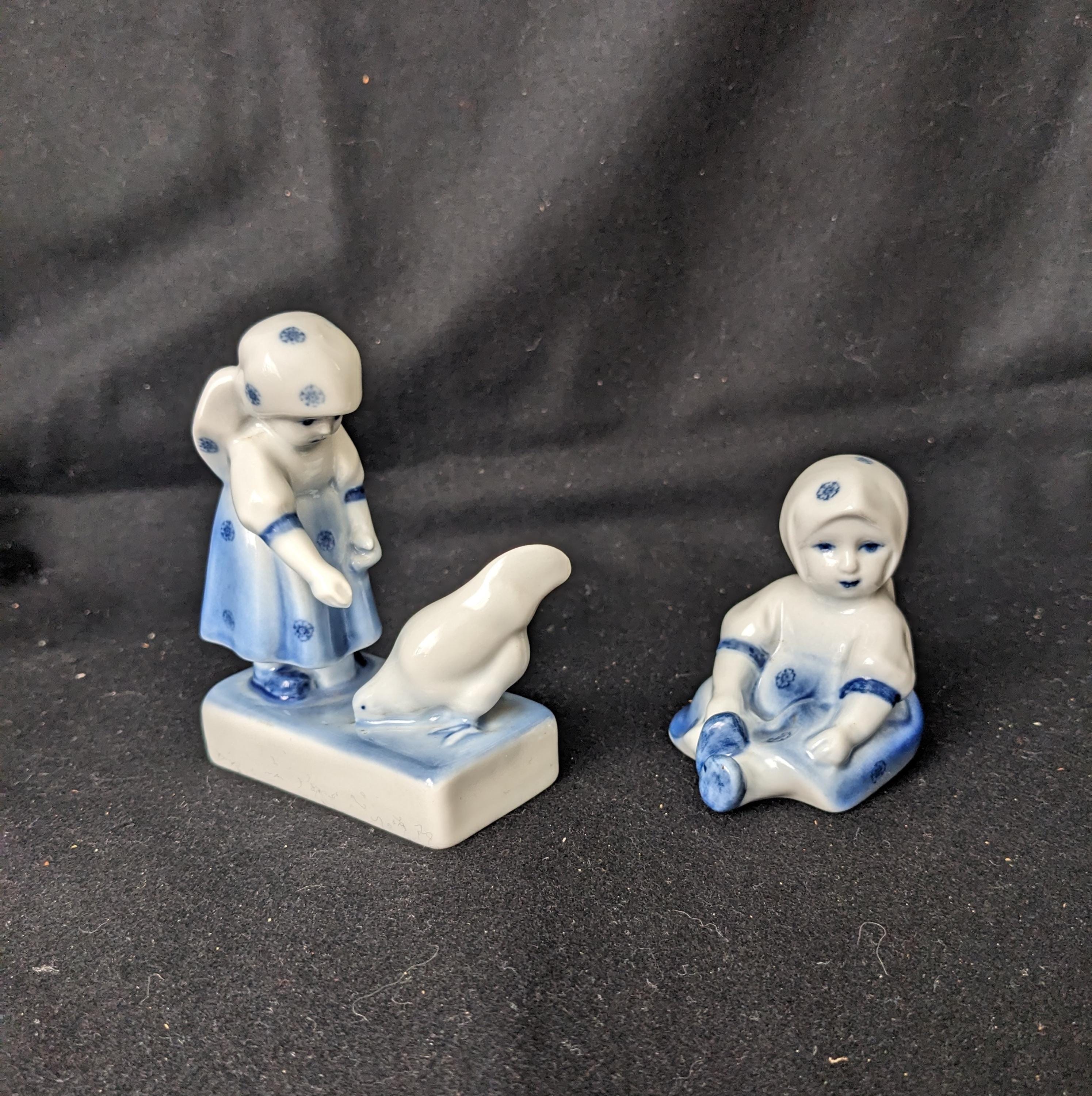 Vintage Zsolnay Porcelain Figurines: Girl With Chicken Pair - Etsy