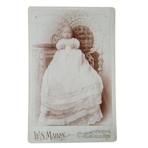 WS Mahon Cabinet Card Photo-Baby Nashville Tennessee nr. T6998 Roy E Brannon