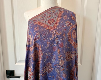 Bufanda 100% pashmina, tonos azules y cálidos, 71 x 193 cm, reversible, diseño floral paisley.