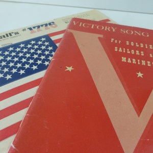 Vintage America Music 1917 Victory Song Book for Soldiers, Sailors and Marines; 93 Patriotic and Popular Songs Flag Pattern