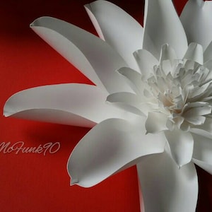 Large Paper Magnolia Flower: Handmade Wedding Backdrop, 18 Inch