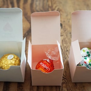 Wedding Favor Truffle Favor Gift Box - White Candy Box - Custom Favor Box - Chocolate Candy Box - Personalized Gift Box - Jordan Almond Box