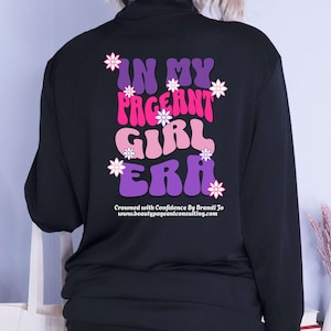 Veste de reconstitution historique pour fille Era avec fermeture éclair sur un quart de tour Couronné avec confiance par Brandi Jo