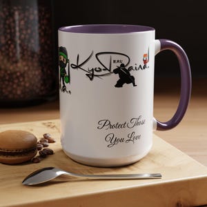 Taza de cerámica personalizable con nombre n.° 49 Kyo Daina, con detalles de pandas rojos y ninjas (11 oz y 15 oz) para cualquier ocasión. Un poco de amor extra.