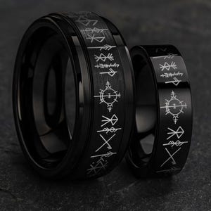 Black Viking Ring Set, Norse Runes Ring, Vikings Wedding Band, Norsemen Wedding Ring, Vikings Runes Fidget Ring FREE TEXT ENGRAVING 8mm