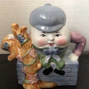 Humpty Dumpty Teapot with Lid - Decorative