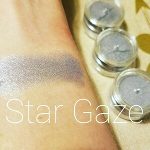 STAR GAZE Mineral Make up EYE Shadow-  5ml New Large Sifter Jar - Silver Purple Shimmer for Eyes and Face -  cruelty free