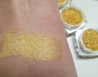 BLING Mineral Make up Eye Shimmer - NEW 5ml SIFTER jar -  Vegan Friendly, Sparkly Eye Shadow Light Gold Sparkle