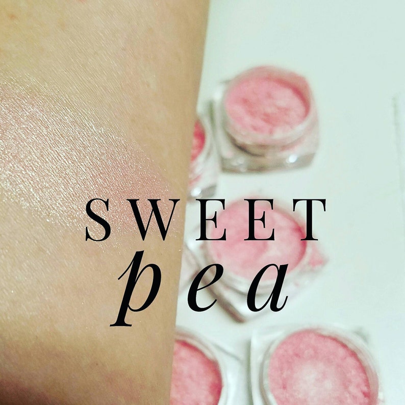 SWEET PEA Mineral Make up Eye Shimmer 5ml. Sifter Jar Vegan Friendly, light Pinkish Cream Frost Shimmer image 1