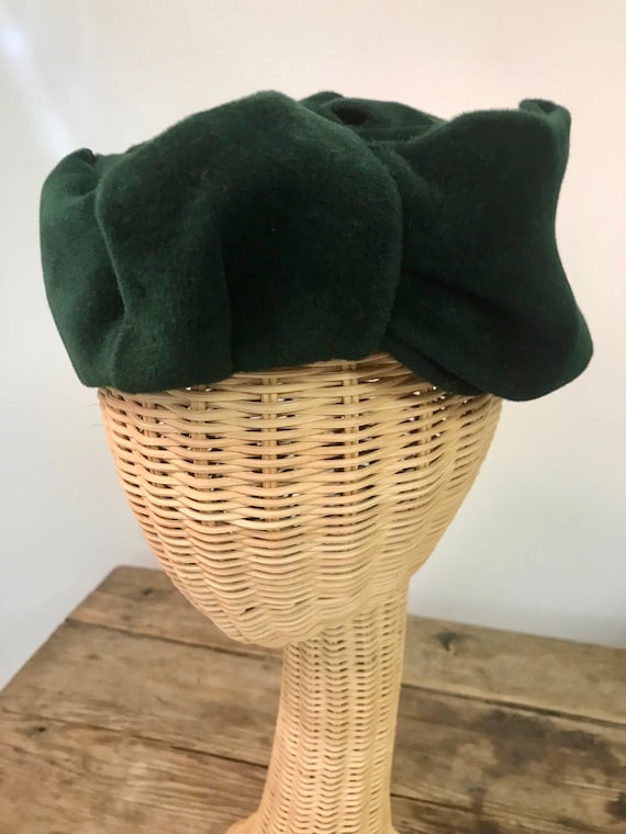 Vintage 1960s Borsalino Emerald Green Felt Pillbox