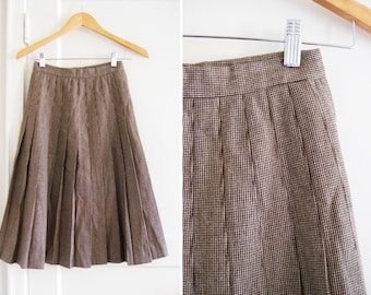 Vintage 70s Pleated Brown Wool Skirt sz Small