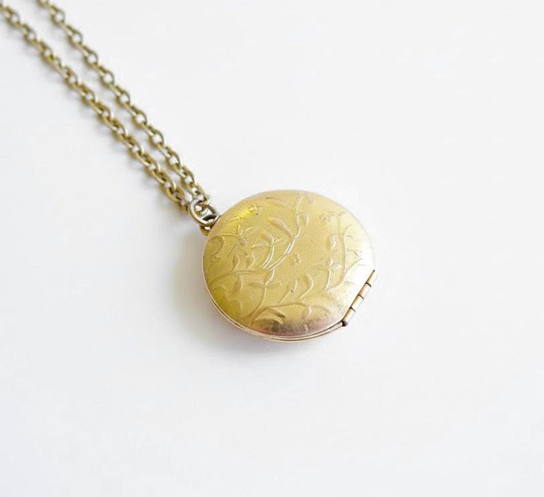 Grand Pendentif Médaillon Fleur – Vintage, Diamètre 5 Cm, Argenté
