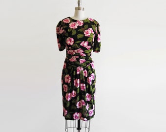 Vintage 80s 90s Ruched Waist Floral Rayon Dress sz small medium