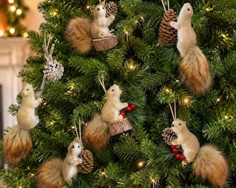 Filz Eichhörnchen Weihnachtsbaum Ornamente, Urlaub Szene Einrichtung, niedliche Filz Eichhörnchen Spielzeug, Waldtiere Dekor, entzückende Eichhörnchen Familie Dekor