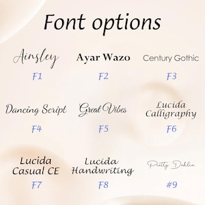 K&ouml;nnte beinhalten: Grafik mit Schriftoptionen. Der Text "Font options" steht oben. Darunter sind Beispiele f&uuml;r verschiedene Schriftarten wie Ainsley, Ayar Wazo, Century Gothic, Dancing Script, Great Vibes, Lucida Calligraphy, Lucida Casual CE, Lucida Handwriting und Pretty Dahlia.