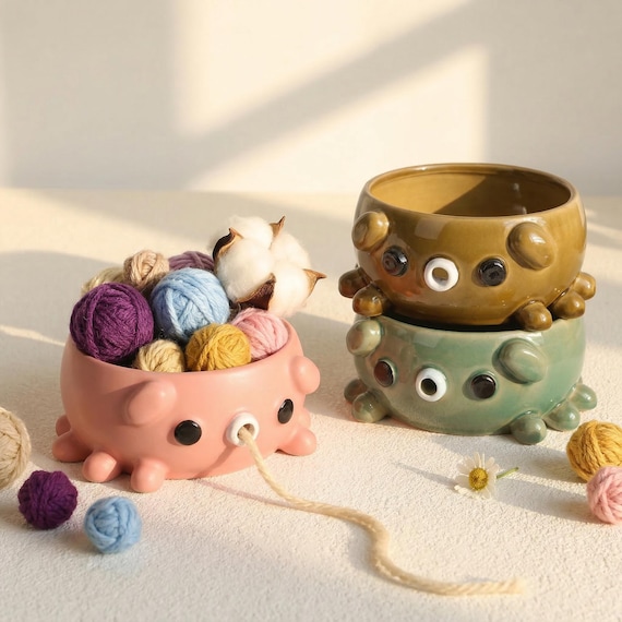 Mother's Day Gift, Handmade Gift, Personalized Ceramic Yarn Bowl, Yarn Storage Bowl, Gifts for Knitters, Crochet Supplies