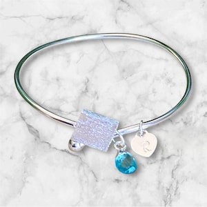 Pulsera personalizada con dijes de plata de ley 925, inicial estampada a mano, piedra de nacimiento, regalo para dama de honor, hermana, amiga, adolescente.
