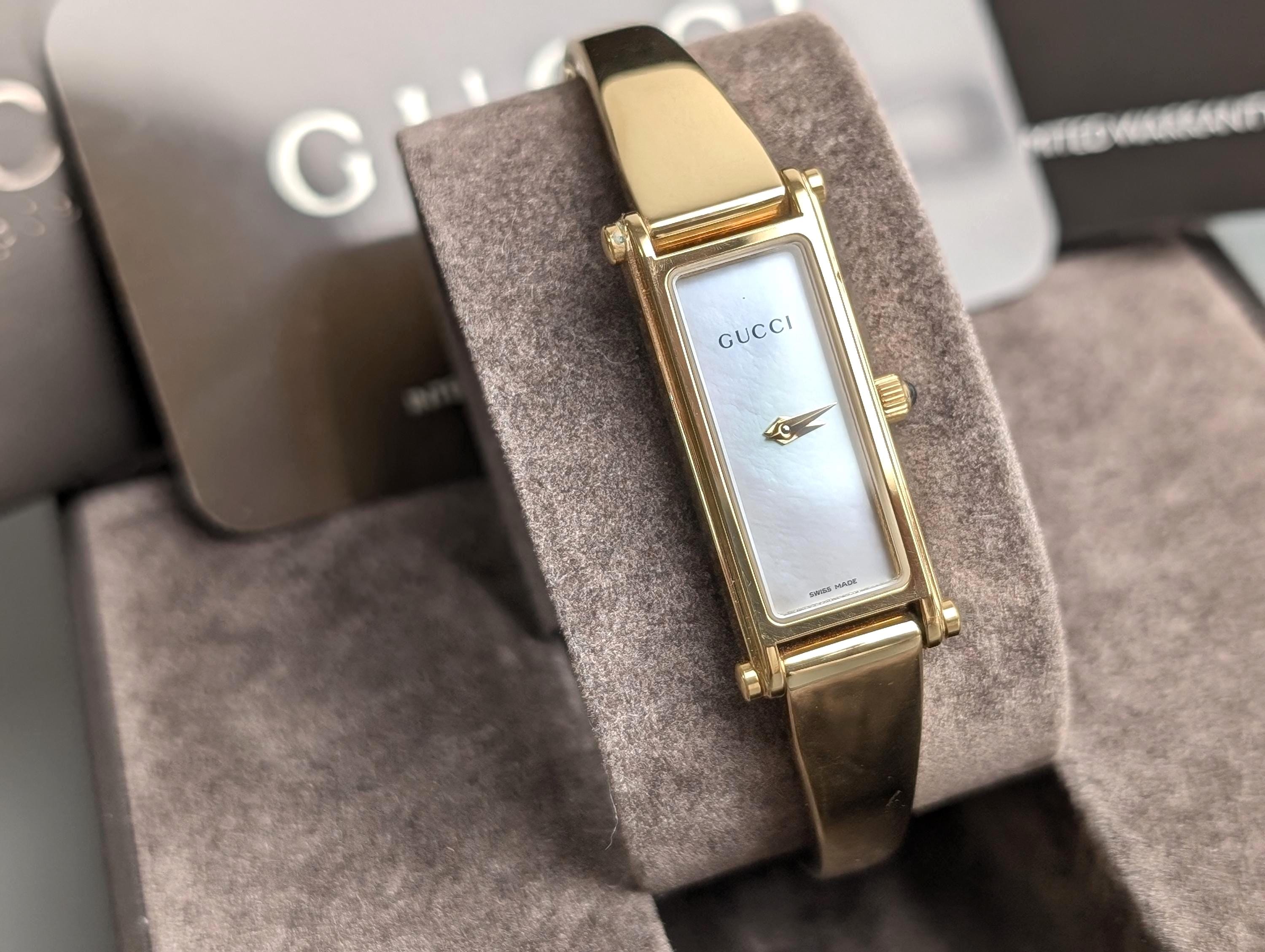 GUCCI 1500 L ゴールド ステンレススチール GUCCI 1500 L ゴールド ステンレススチール GUCCI 1500L Watch