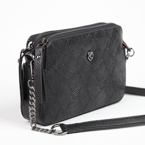 Black Colour Real Leather Bag 40319 - Zippered Bag and With Chain , Shoulder-Hand-Crossbody Bag Together
