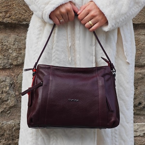 Burgunder Farbe Ledertasche Moderne Tasche Frau Tasche Elegante Tasche Burgund Tasche Burgund Geldbörse Geschenk für Sie 40309
