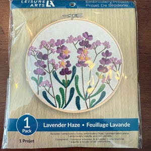Lavender Haze Stickdatei-Kit, alles enthalten, für einen 15 cm großen Rahmen, WAS 10.20