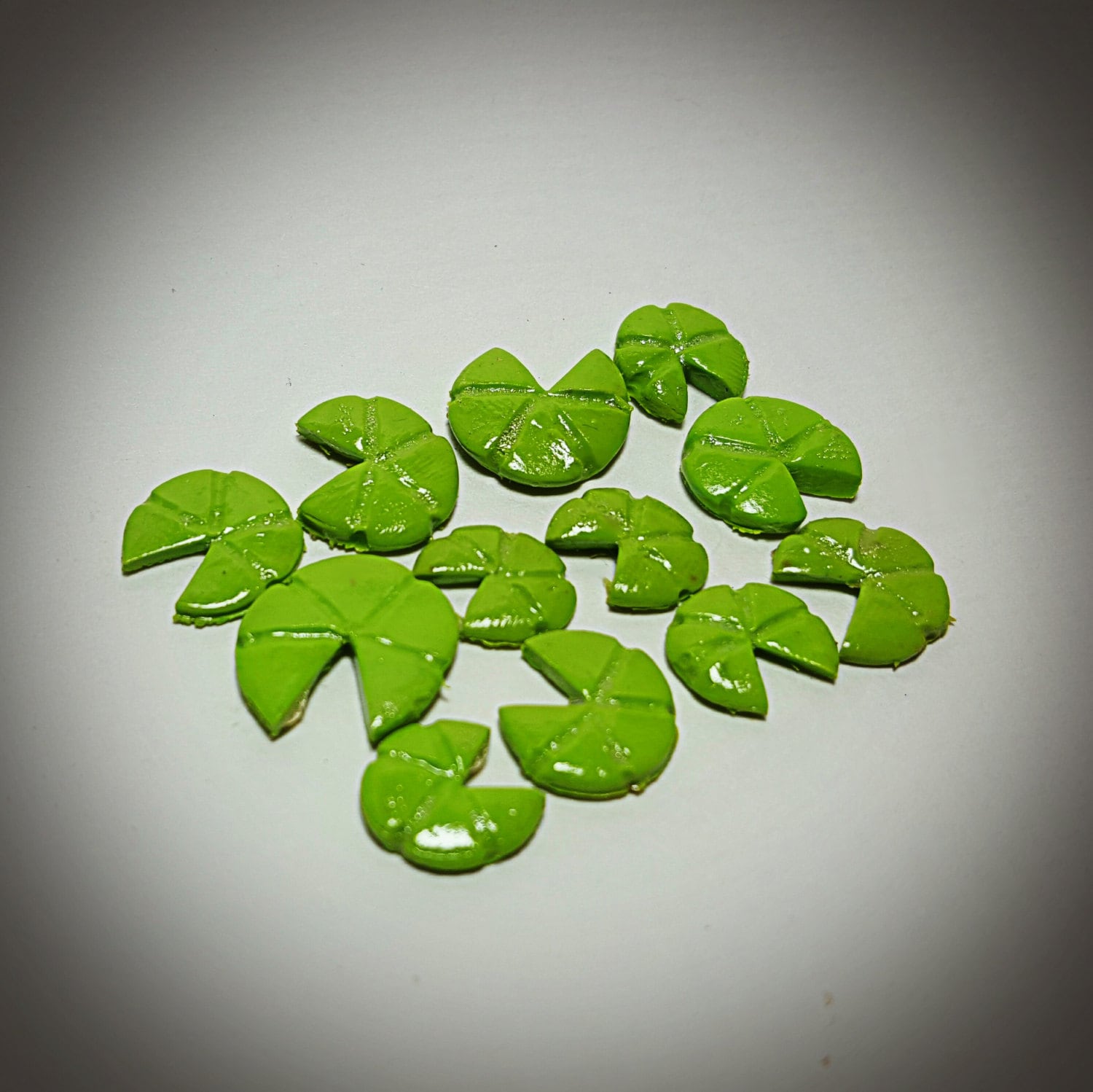 Miniature Lilypads, Fairy Garden Lilypads, Fairy House Mini Koi Pond, Mini Fish Pond, Miniature plants, Small Scale, miniature decorations