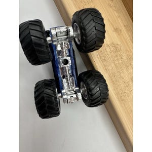 Monster Jam Son-Uva Digger 1:64 Camioneta monstruo de metal fundido imagen 7