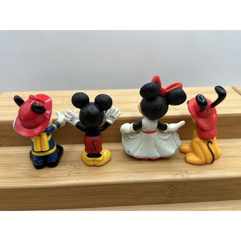 Disney Mini Figure bundle Mickey Mouse, Minnie. Pluto image 4