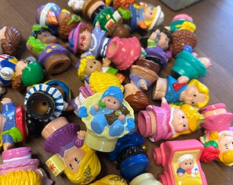 Tú eliges las figuras Little People de Fisher Price. Bebés, niñas, niños, bomberos, granjeros, vaqueros +++