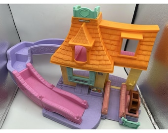 Fisher Price Little People Disney Princess Belle's Klip Klop Cottage Play Set