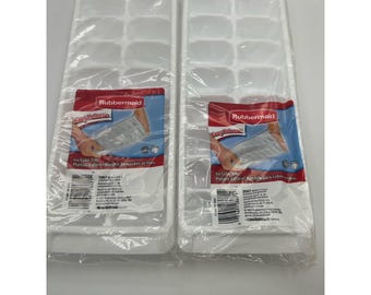 2 Pack Rubbermaid Easy Release Ice Cube Trays White 32 Cubes Total Freezer Blue
