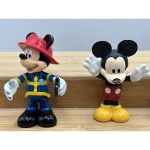 Disney Mini Figure bundle Mickey Mouse, Minnie. Pluto image 3