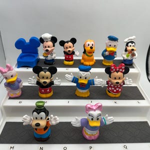 You Choose Fisher Price Little People, Mickey, Minnie, Goofy, Donald, Pluto, Daisy, Donald, Disney