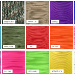 Puede incluir: Una cuadr&iacute;cula de quince carretes de paracord en varios colores y patrones, incluyendo negro, camuflaje verde, color arena, morado, azul real, turquesa, verde oliva, rojo, naranja, rosa, algod&oacute;n de az&uacute;car, rosa fuerte, verde ne&oacute;n, amarillo ne&oacute;n y blanco.