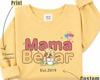 Mama Bär Pooh Sweatshirt personalisiert, Komfort Farben T-Shirt, Benutzerdefinierte Mama Sweatshirt mit Kindernamen, Winnie The Pooh Mama Geschenk, neue Mama Geschenk